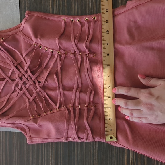 Dusty pink bodycon dress laced front - Picture 11 of 14